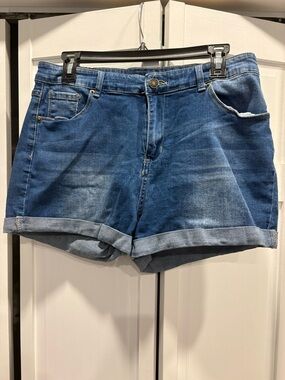 Classic Blue Denim Women's Rolled-Hem Shorts